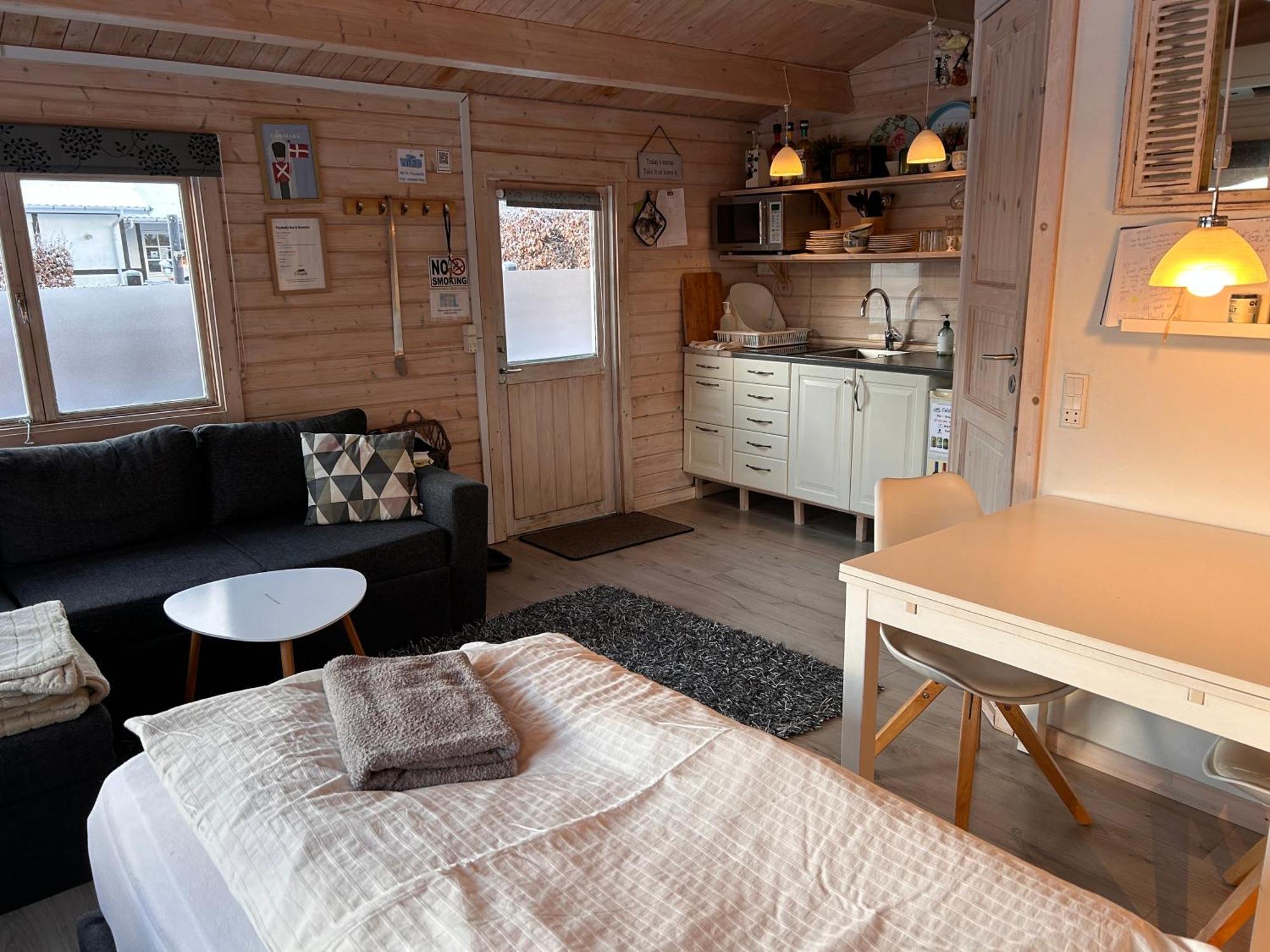 Piccobello Bed & Breakfast Valloby Koge Экстерьер фото